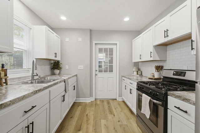 4640 N Woodruff AVENUE, Whitefish Bay, WI 53211
