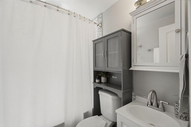 4640 N Woodruff AVENUE, Whitefish Bay, WI 53211