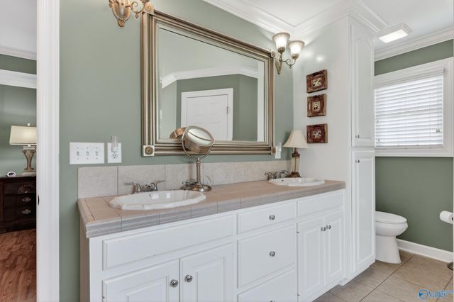 120 Ada Drive, Owens Cross Roads, AL 35763