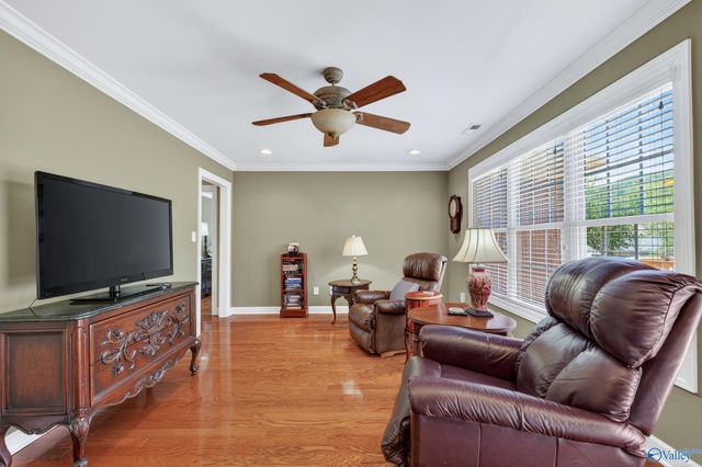 120 Ada Drive, Owens Cross Roads, AL 35763