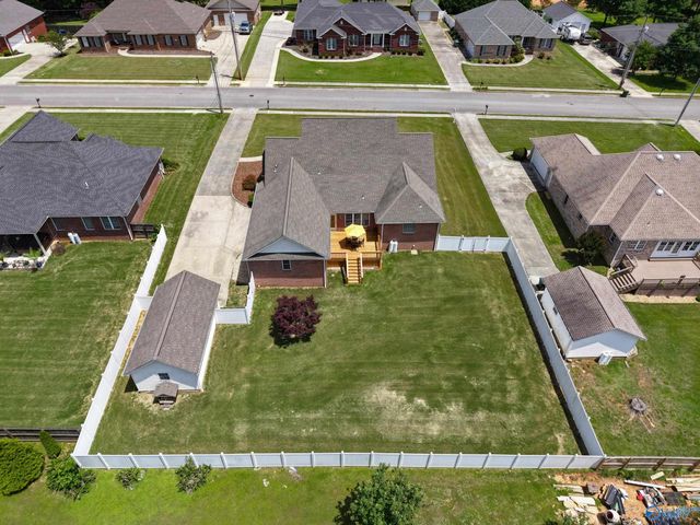 120 Ada Drive, Owens Cross Roads, AL 35763