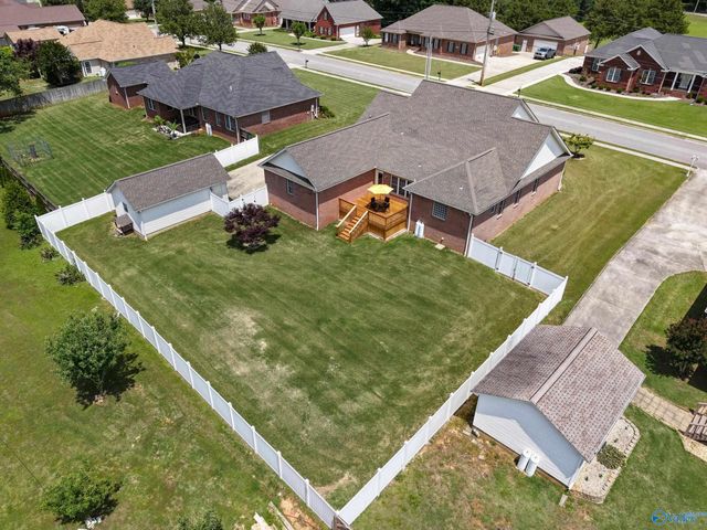 120 Ada Drive, Owens Cross Roads, AL 35763