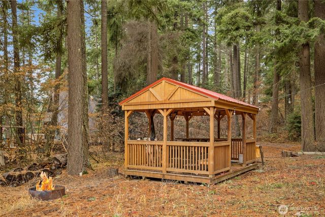 1211 Pine Loch Sun Drive, Ronald, WA 98940