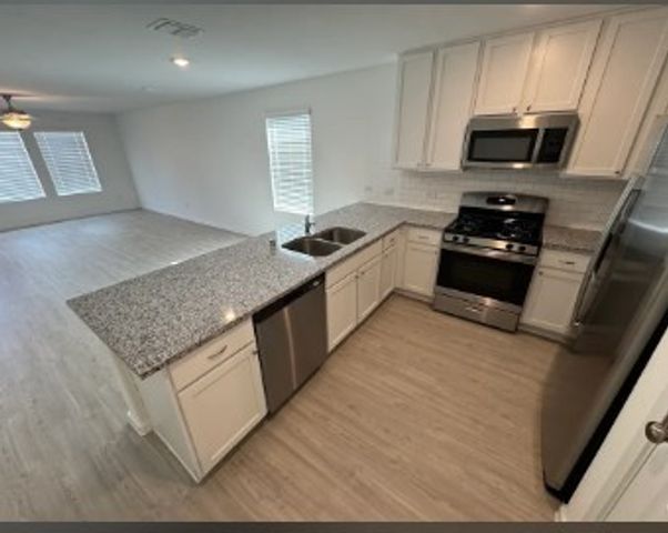 4004 Pleasant Shade Place, Crowley, TX 76036