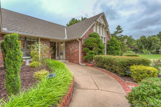 10214 S Kingston Avenue, Tulsa, OK 74137