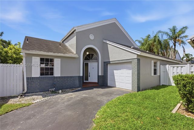 1181 SW 108th Ter, Davie, FL 33324