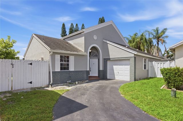 1181 SW 108th Ter, Davie, FL 33324