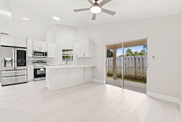 1181 SW 108th Ter, Davie, FL 33324
