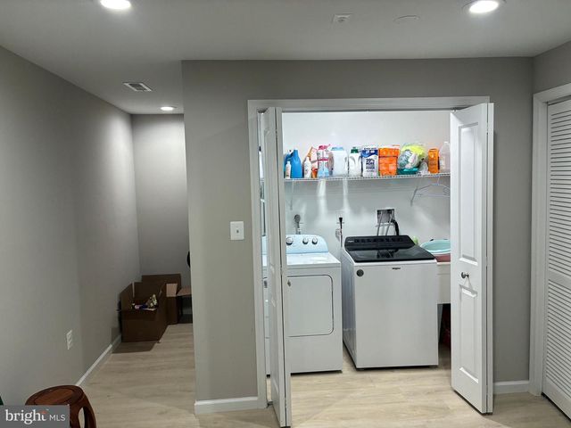 11907 FALLEN HOLLY CT, Great Falls, VA 22066