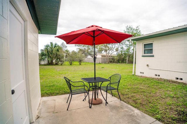 121 LEON AVENUE, Deland, FL 32720