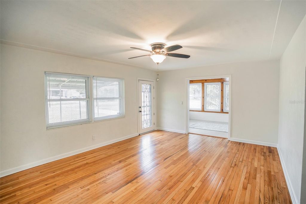 Image 9 of property listing at 121 LEON AVENUE, Deland, FL 32720