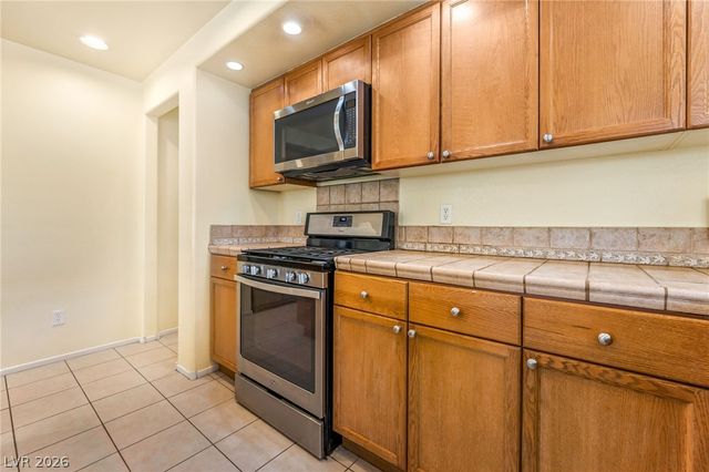 7038 PINK FLAMINGOS Place, North Las Vegas, NV 89084