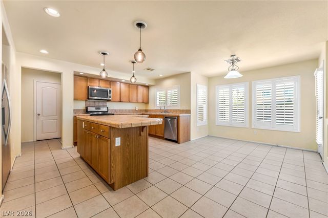 7038 PINK FLAMINGOS Place, North Las Vegas, NV 89084