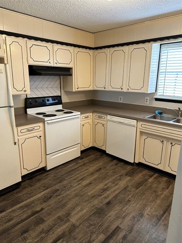 3712 Dexter Avenue, Fort Worth, TX 76107