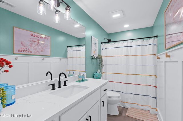 2206 Northgate Dr, La Grange, KY 40031