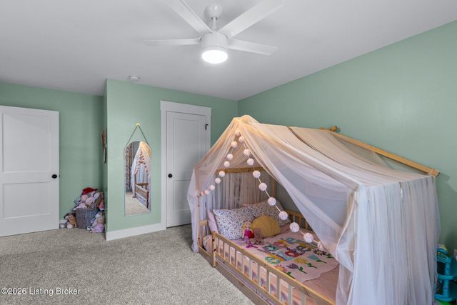 2206 Northgate Dr, La Grange, KY 40031