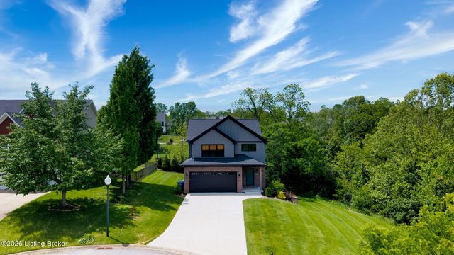 2206 Northgate Dr, La Grange, KY 40031