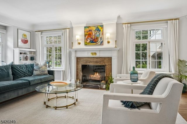 9 Quentin Ct, Maplewood Twp., NJ 07040