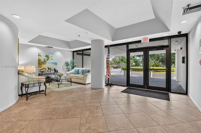 5951 Wellesley Park Dr 508, Boca Raton, FL 33433