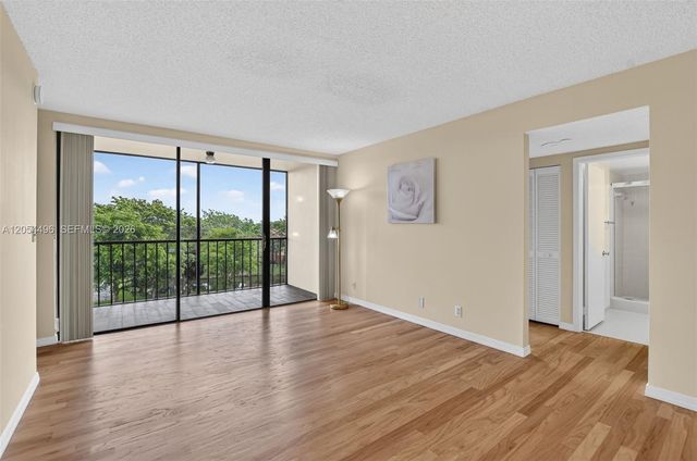 5951 Wellesley Park Dr 508, Boca Raton, FL 33433
