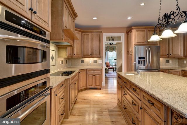 1693 CENTENNIAL DR, Toano, VA 23168