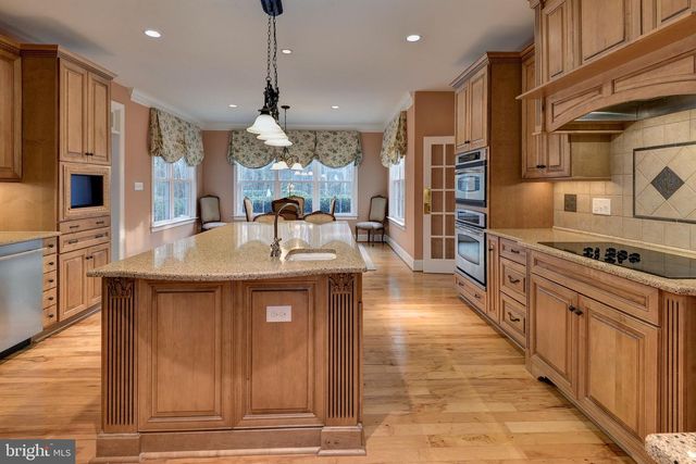 1693 CENTENNIAL DR, Toano, VA 23168