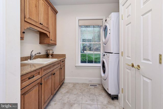 1693 CENTENNIAL DR, Toano, VA 23168