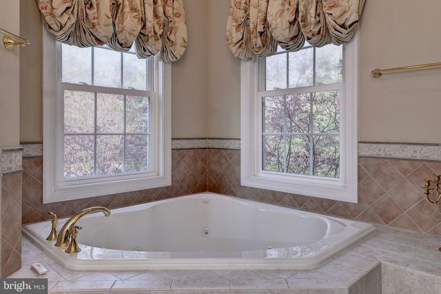 1693 CENTENNIAL DR, Toano, VA 23168