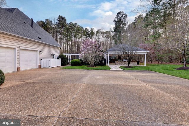 1693 CENTENNIAL DR, Toano, VA 23168