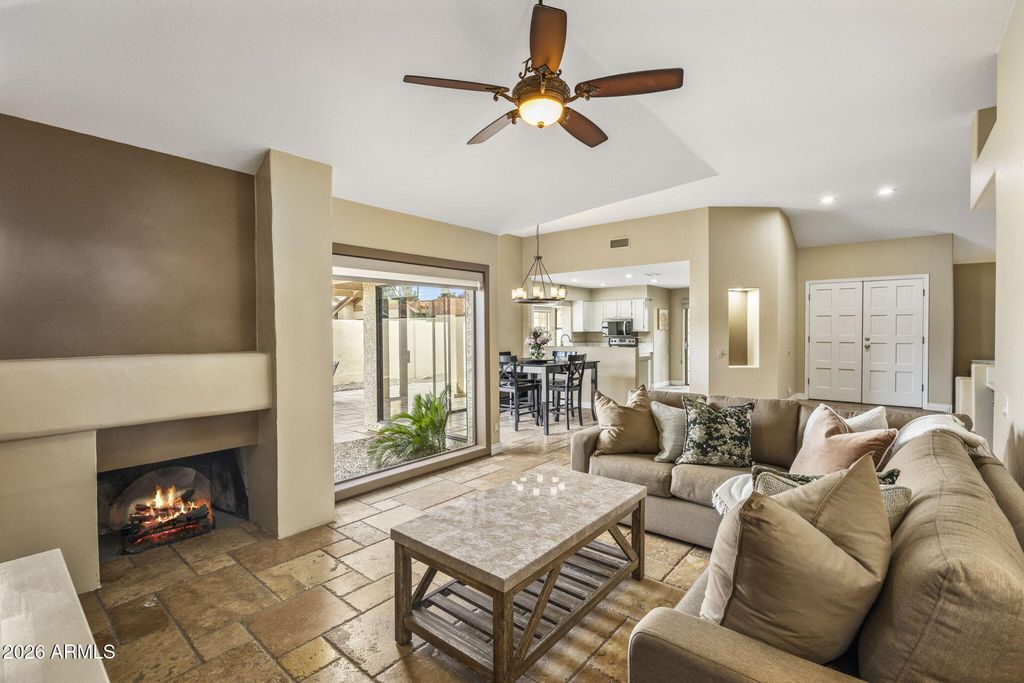 9719 N 100TH Street, Scottsdale, AZ 85258 — exterior