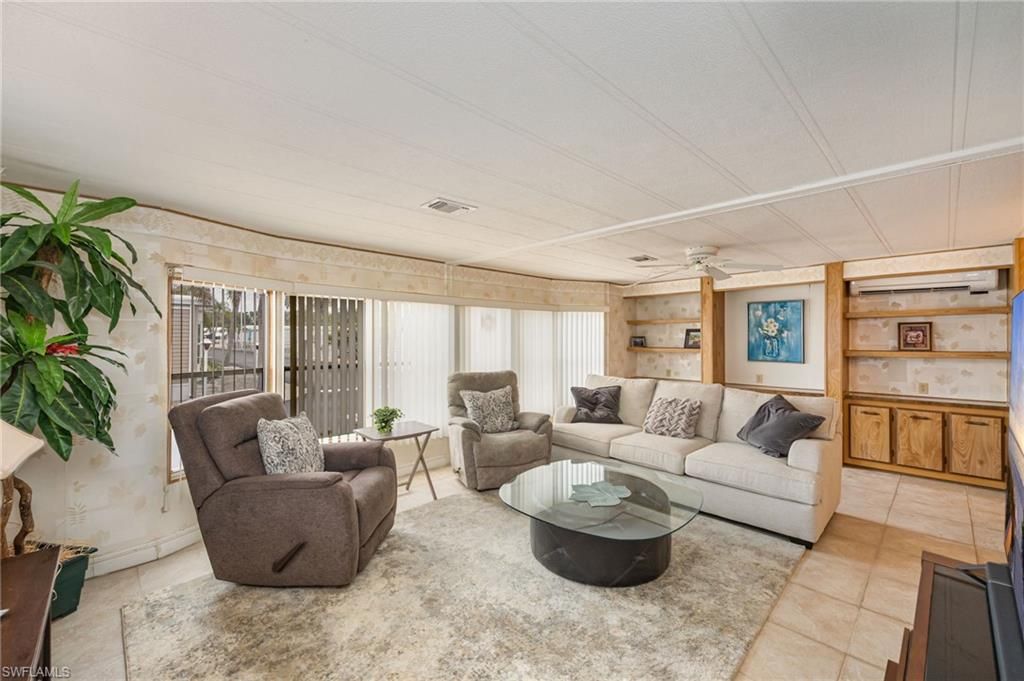 21 San Lu Rue AVE 21, NAPLES, FL 34104 — photo 2