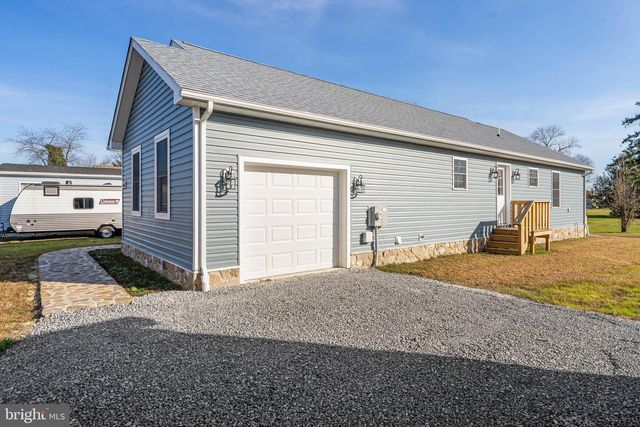 46 BROAD ST, Greenwood, DE 19950