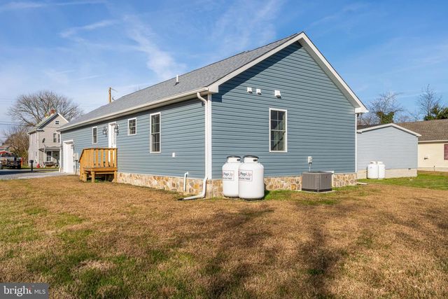 46 BROAD ST, Greenwood, DE 19950