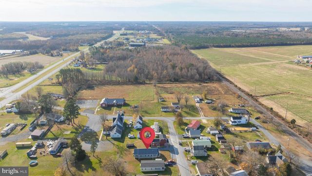 46 BROAD ST, Greenwood, DE 19950