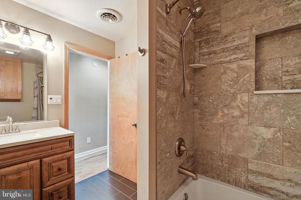 129 WHITE MARSH RD, Centreville, MD 21617