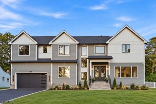 25 Claremont Ave, Livingston Twp., NJ 07039