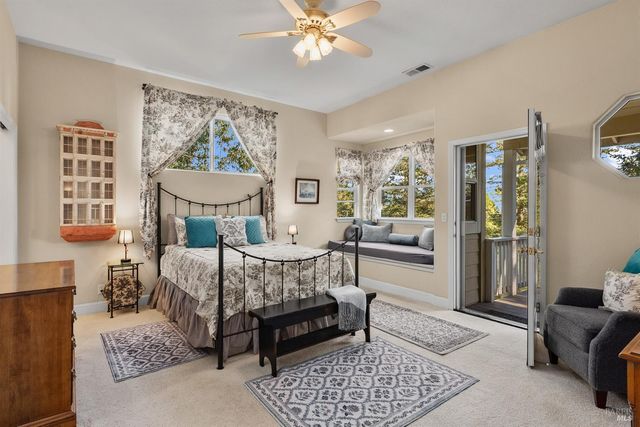 1885 Los Olivos Rd, Santa Rosa, CA 95404