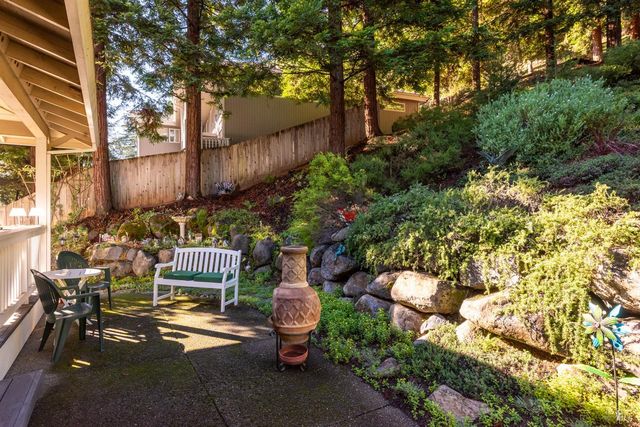 1885 Los Olivos Rd, Santa Rosa, CA 95404