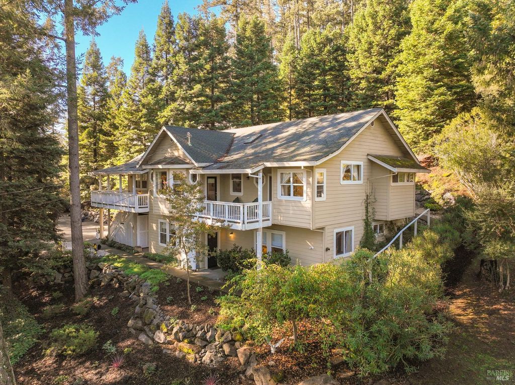 1885 Los Olivos Rd, Santa Rosa, CA 95404