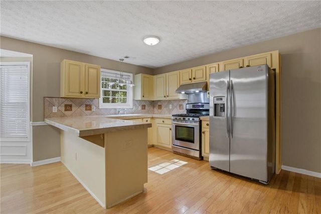 7960 Black Horse Court, Cumming, GA 30041