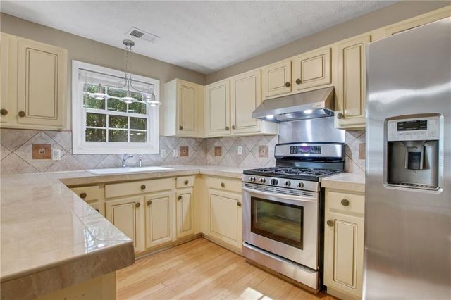 7960 Black Horse Court, Cumming, GA 30041