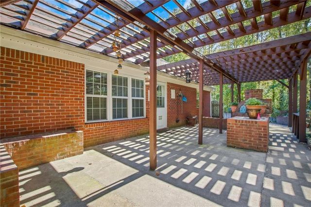 7960 Black Horse Court, Cumming, GA 30041