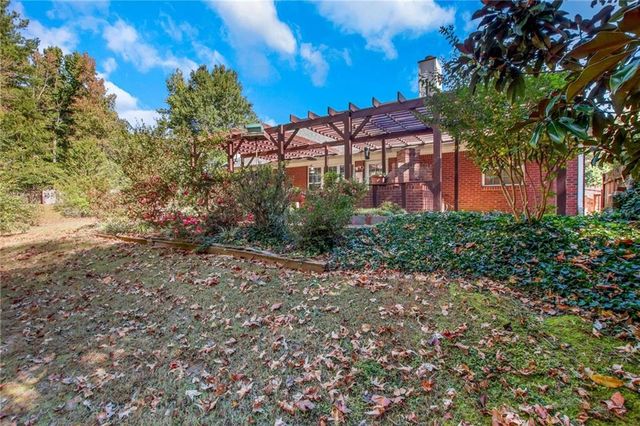 7960 Black Horse Court, Cumming, GA 30041