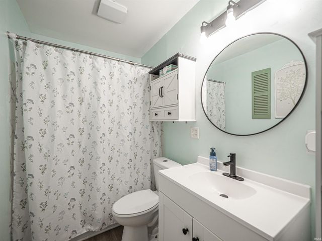 2818 B Street, Evansville, IN 47712