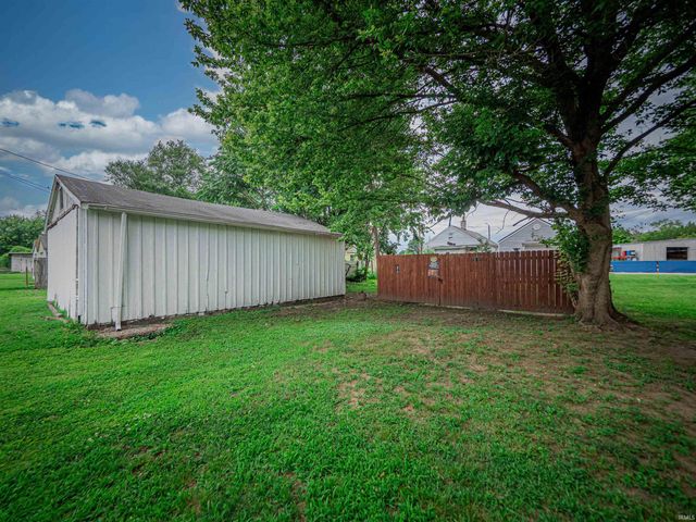 2818 B Street, Evansville, IN 47712