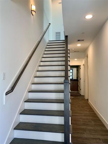 5707 Maxie Street, Houston, TX 77007