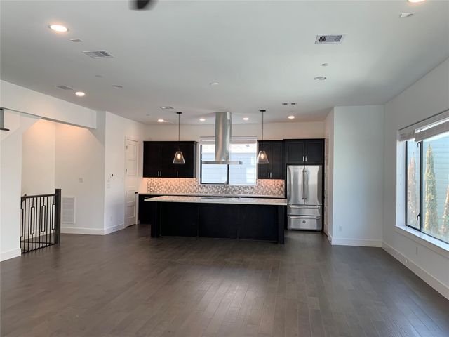 5707 Maxie Street, Houston, TX 77007
