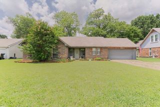 3527 VENSON DR, Bartlett, TN 38135