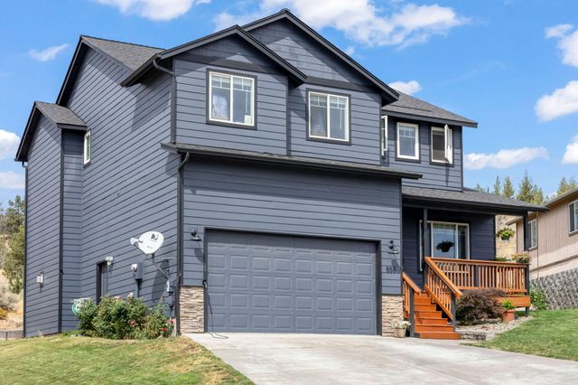 558 SW Cedar Hill Drive, Madras, OR 97741