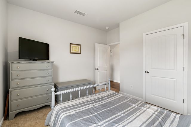 125 Stammer Farms Blvd, Chapel Hill, TN 37034